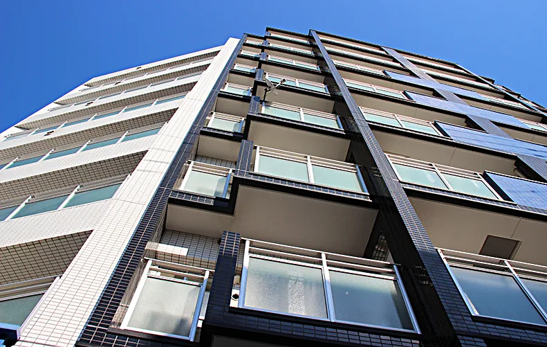 平尾マンション外観